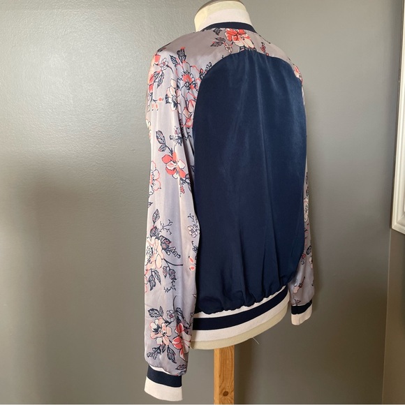 NAME YOUR PRICE! | Xhilaration | Light Jacket - Picture 4 of 6